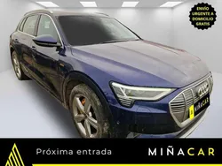 Azul Usado 2023 Audi e-tron Advanced SUV | 32.390 € (Precio justo)