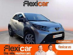 Gris Usado 2024 Toyota Aygo X-play Utilitario | 12.790 € (Precio justo)