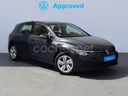 Gris / plata Usado 2022 VW Golf VIII Berlina | 20.421 € (Precio justo)