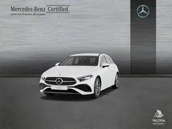 Blanco Usado 2024 Mercedes A200 AMG line Berlina | 37.800 € (Precio justo)