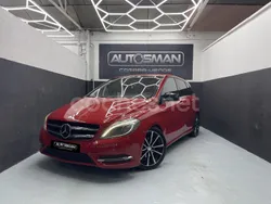 Granate Usado 2014 Mercedes B200 Monovolumen | 10.490 € (Precio justo)