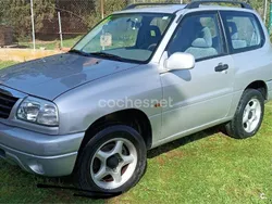 Gris / plata Usado 2001 Suzuki Grand Vitara SUV | 6600 €