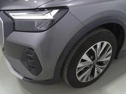 Gris Usado 2023 Audi Q4 Sportback e-tron Advanced Plus SUV | 38.300 € (Buen precio)