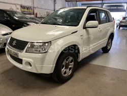 Blanco Usado 2010 Suzuki Grand Vitara SUV | 9990 €