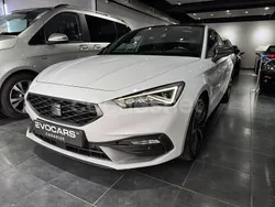 Blanco Usado 2022 Seat Leon FR Berlina | 21.500 € (Precio justo)