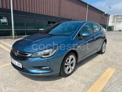 Azul Usado 2016 Opel Astra Dynamic Berlina | 10.500 € (Un poco caro)