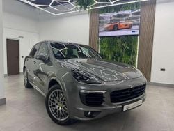Gris Usado 2016 Porsche Cayenne S E-Hybrid SUV | 36.400 € (Precio justo)