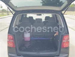 Negro Usado 2010 VW Touran Advance Monovolumen | 7000 € (Un poco caro)