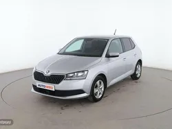 Gris Usado 2019 Skoda Fabia Ambition Berlina | 9999 € (Buen precio)
