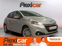 Gris Usado 2017 Peugeot 208 Allure Utilitario | 9990 € (Precio justo)