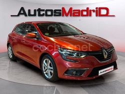 Rojo Usado 2017 Renault Mégane IV Life Berlina | 12.490 € (Precio justo)
