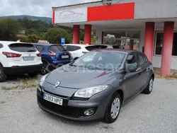 Beige Usado 2013 Renault Mégane III Authentique Berlina | 6500 € (Precio justo)