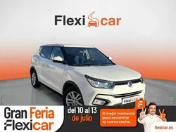 Blanco Usado 2018 Ssangyong Tivoli Limited SUV | 10.090 € (Buen precio)