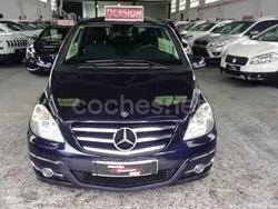 Negro Usado 2009 Mercedes B180 Monovolumen | 7490 € (Caro)