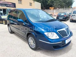 Azul Usado 2008 Lancia Phedra Monovolumen | 15.000 €