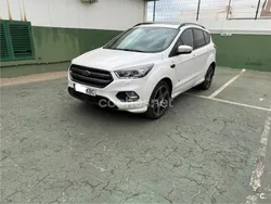 Blanco Usado 2017 Ford Kuga ST-Line SUV | 16.300 € (Buen precio)