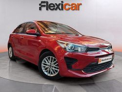 Granate Usado 2021 Kia Rio Berlina | 10.790 € (Super precio)