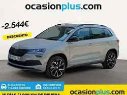 Gris Usado 2021 Skoda Karoq SportLine SUV | 25.446 € (Precio justo)