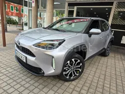 Gris / plata Usado 2023 Toyota Yaris Cross Business Edition SUV | 22.900 € (Precio justo)