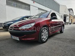 Granate Usado 2005 Peugeot 206 Berlina | 3450 € (Precio justo)