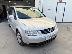 Gris / plata Usado 2004 VW Touran Trendline Monovolumen | 6500 € (Precio justo)