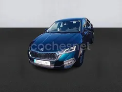 Azul Usado 2021 Skoda Octavia Style Berlina | 19.200 € (Precio justo)