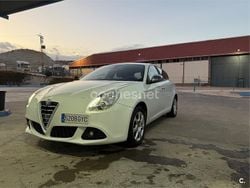 Blanco Usado 2011 Alfa Romeo Giulietta Distinctive Utilitario | 7650 € (Caro)