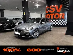 Gris / plata Usado 2023 BMW 118 Utilitario | 21.450 € (Buen precio)