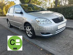 Gris / plata Usado 2004 Toyota Corolla Sol Berlina | 5990 € (Un poco caro)