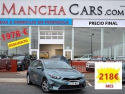 Gris Usado 2024 Kia Ceed Utilitario | 15.990 € (Precio justo)