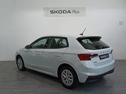 Blanco Usado 2024 Skoda Fabia Essence | 16.590 € (Precio justo)