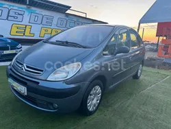 Gris / plata Usado 2006 Citroën Xsara Picasso Exclusive Monovolumen | 1999 € (Precio justo)