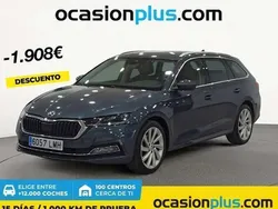 Gris Usado 2021 Skoda Octavia Style Familiar | 19.082 € (Precio justo)