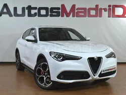 Blanco Usado 2019 Alfa Romeo Stelvio Executive SUV | 23.490 € (Precio justo)