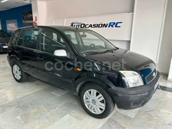 Negro Usado 2003 Ford Fusion Berlina | 2450 € (Precio justo)