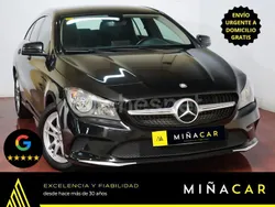 Negro Usado 2017 Mercedes CLA200 Shooting Brake Familiar | 17.490 € (Super precio)