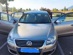 Beige Usado 2007 VW Passat Highline Berlina | 5600 € (Precio justo)