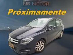 Azul Usado 2018 Mercedes B180 Monovolumen | 15.900 € (Buen precio)