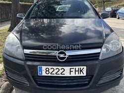 Negro Usado 2006 Opel Astra Cosmo Berlina | 2000 € (Precio justo)