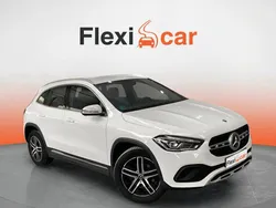 Blanco Usado 2023 Mercedes GLA200 SUV | 32.290 € (Super precio)