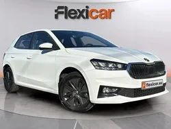 Blanco Usado 2022 Skoda Fabia Sport Berlina | 17.090 € (Buen precio)