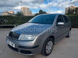 Beige Usado 2007 Skoda Fabia Berlina | 4890 € (Un poco caro)