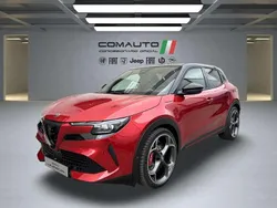 Rojo Nuevo 2025 Alfa Romeo Junior Veloce SUV | 51.336 €
