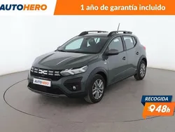 Verde Usado 2023 Dacia Sandero Expression Utilitario | 17.499 € (Un poco caro)