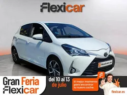 Blanco Usado 2019 Toyota Yaris Active Berlina | 13.490 € (Un poco caro)