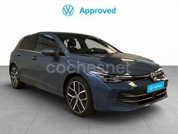 Azul Usado 2024 VW Golf VIII Berlina | 31.190 € (Precio justo)