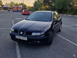 Negro Usado 2002 Seat Leon Sport Berlina | 1700 € (Precio justo)
