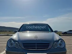 Gris / plata Usado 2007 Mercedes C220 Avantgarde Berlina | 6500 € (Precio justo)