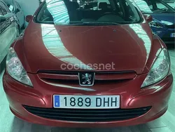 Rojo Usado 2005 Peugeot 307 Berlina | 2800 € (Precio justo)