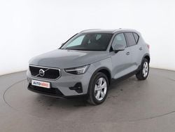 Gris Usado 2023 Volvo XC40 Core SUV | 30.499 € (Precio justo)